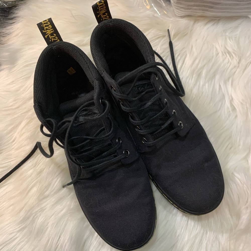 Dr. Martens Belmont Chukka Boot Size 9 Womens